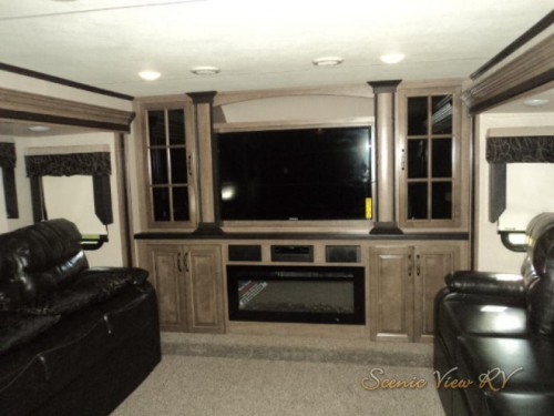 2018 KZ Durango Gold Fifth Wheel Living Room